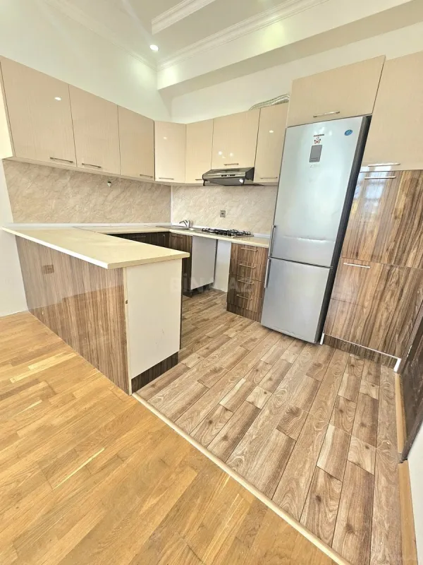Satılır 2 otaqlı mənzil 53 m²