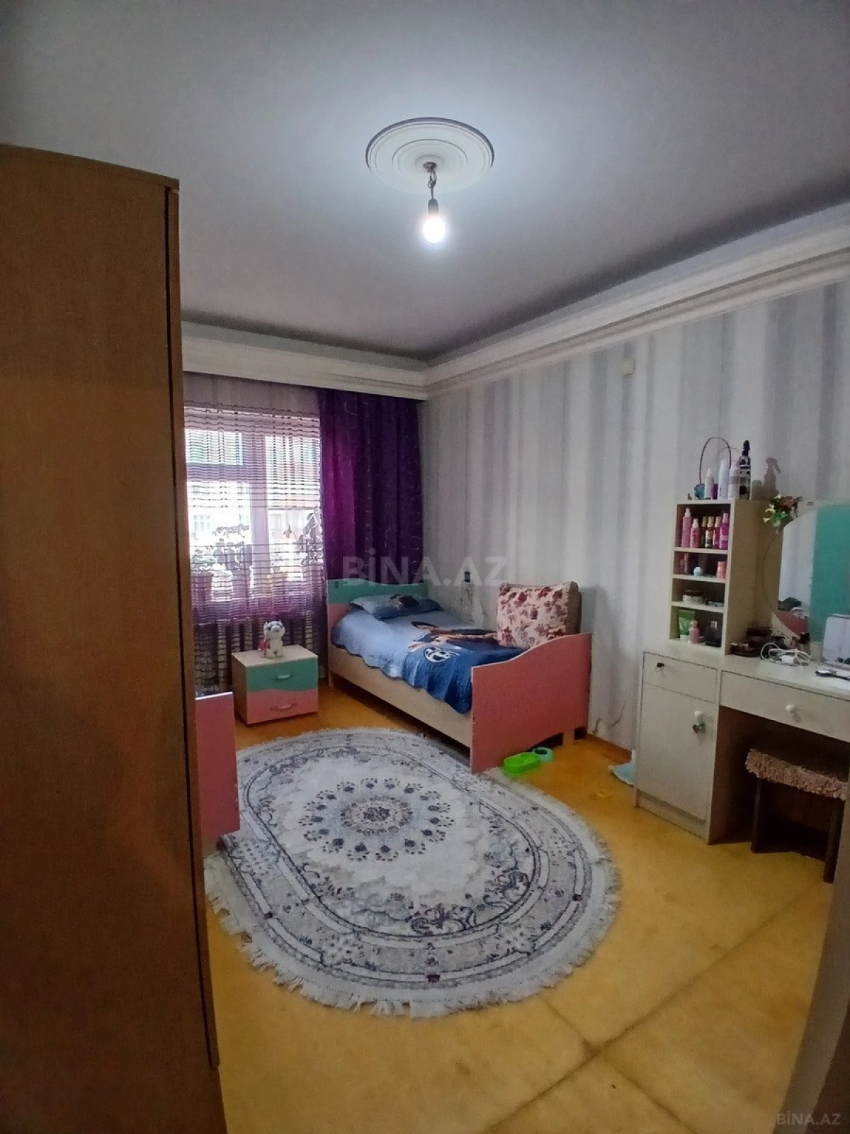 Satılır 2 otaqlı mənzil 60 m²