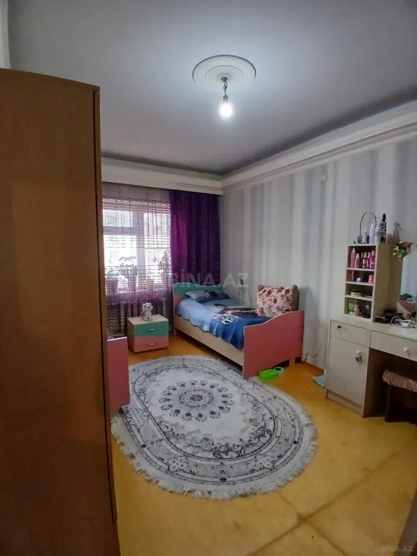 Satılır 2 otaqlı mənzil 60 m²