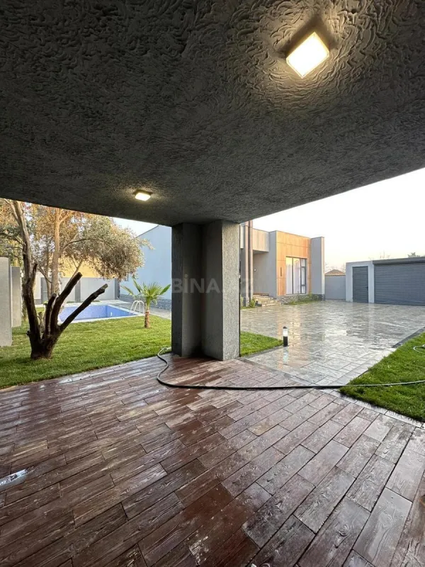 Satılır 4 otaqlı həyət evi 142 m²