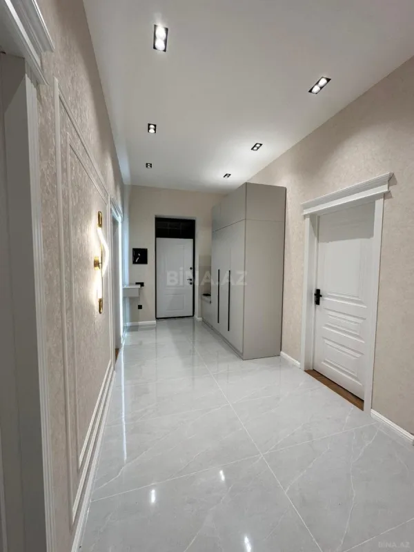 Satılır 4 otaqlı həyət evi 142 m²
