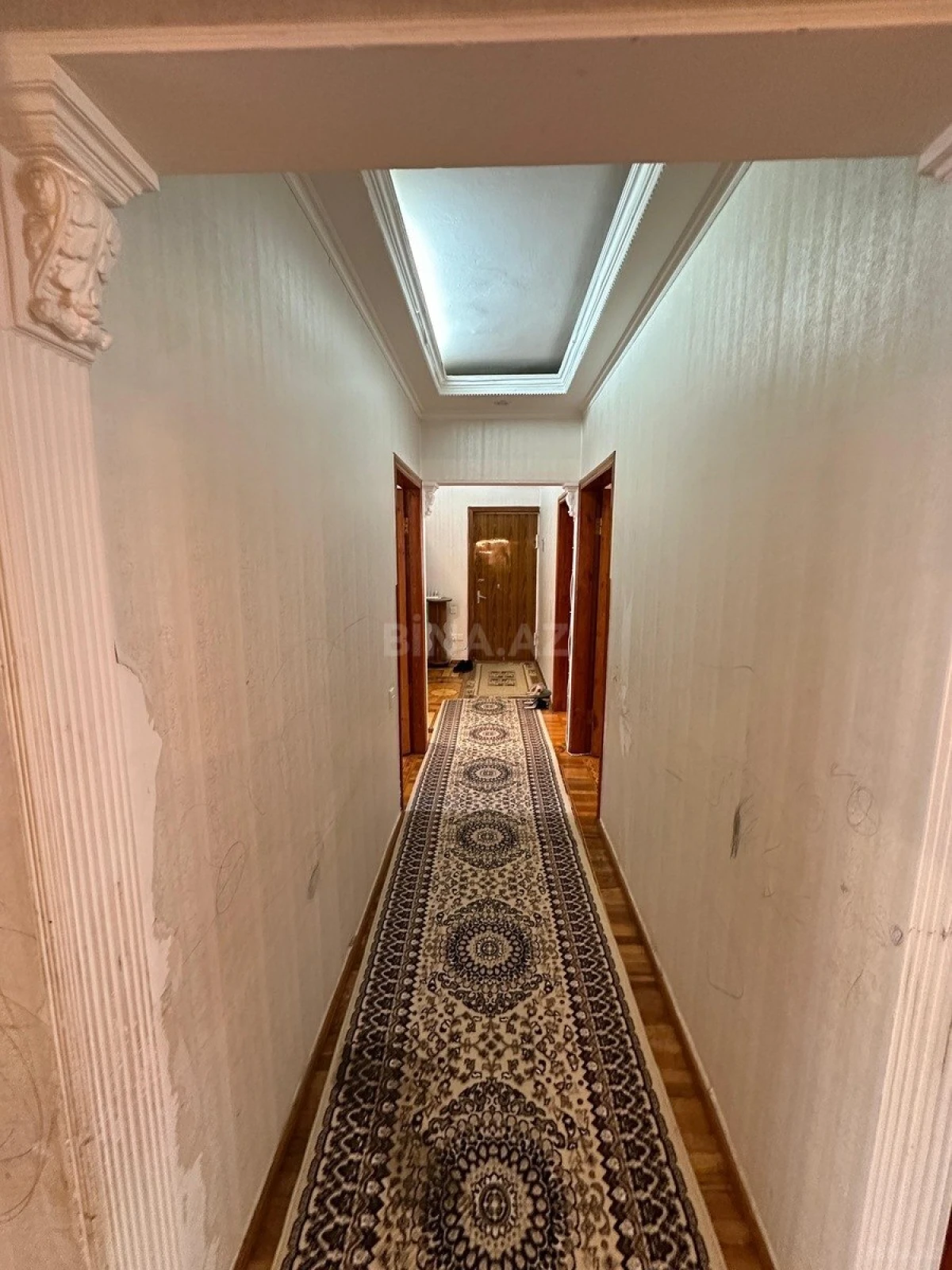 Satılır 5 otaqlı mənzil 110 m²