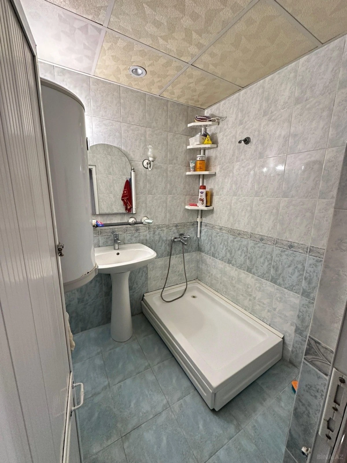 Satılır 5 otaqlı mənzil 110 m²