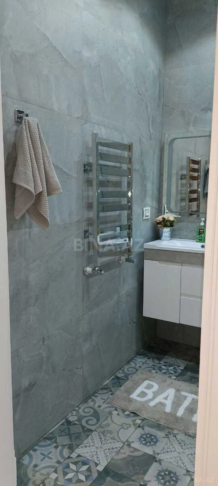 Satılır 2 otaqlı mənzil 65 m²