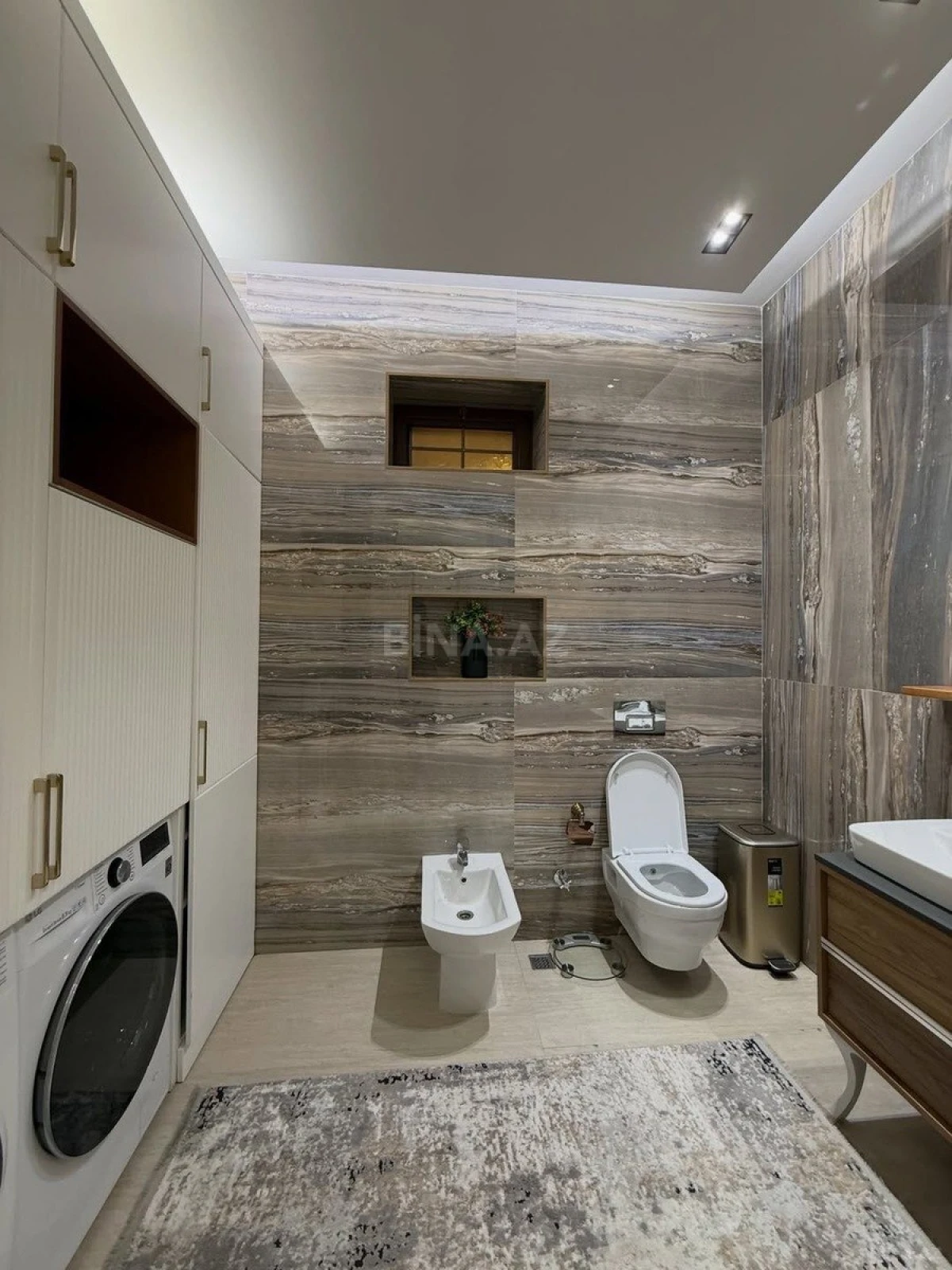 Kirayə verilir 5 otaqlı həyət evi 400 m²