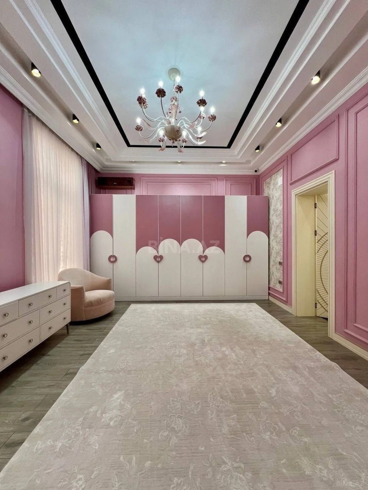 Kirayə verilir 5 otaqlı həyət evi 400 m²