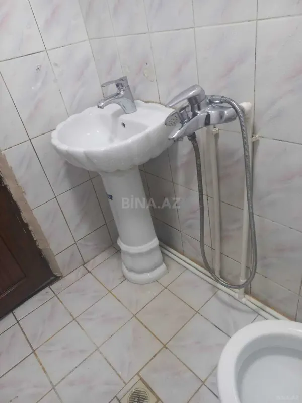 Satılır 1 otaqlı mənzil 40 m²