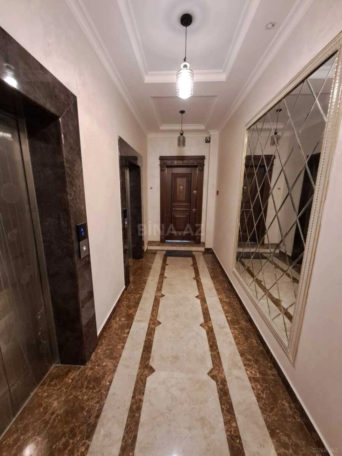 Kirayə verilir 3 otaqlı ofis 335 m²