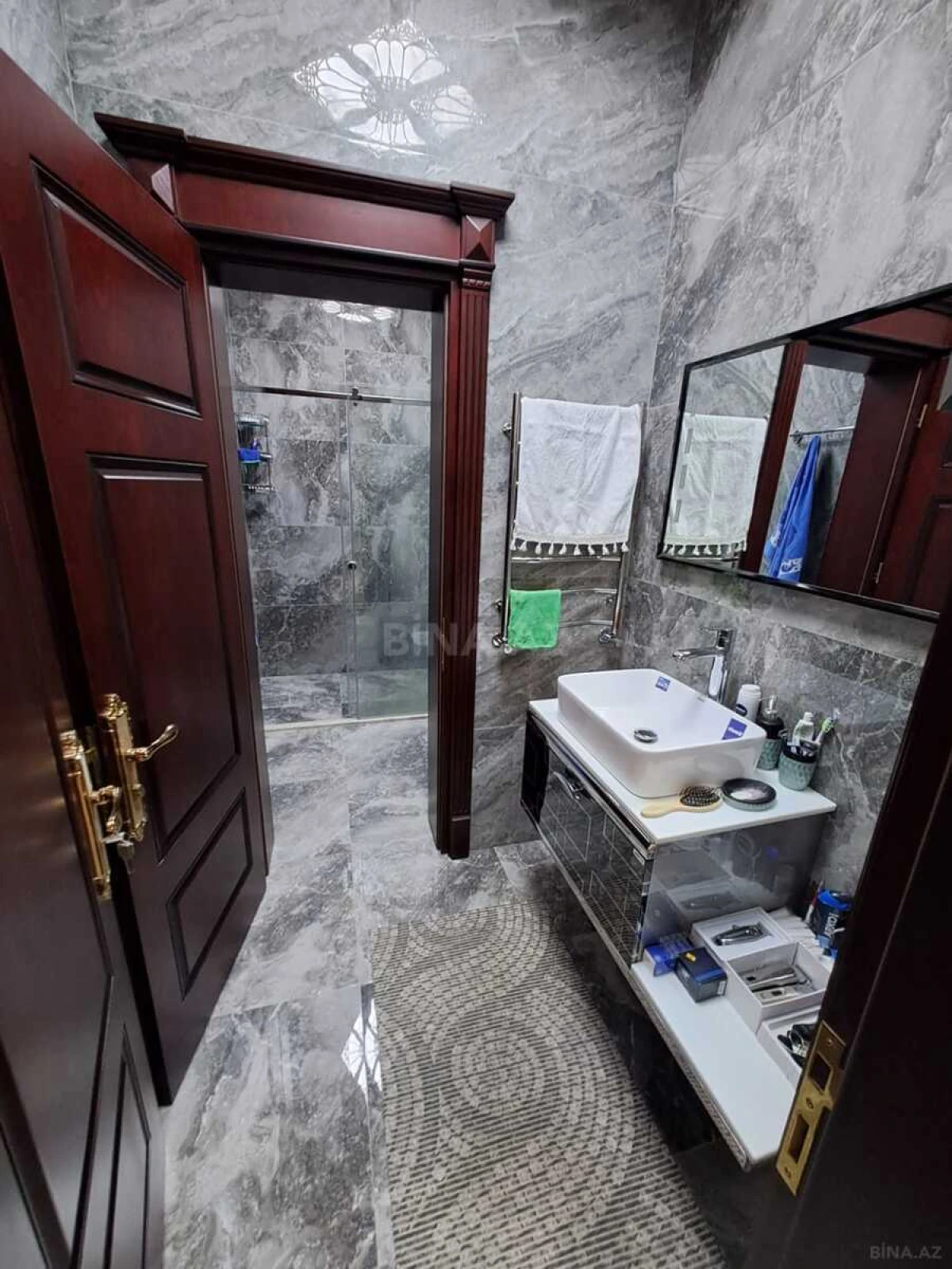 Kirayə verilir 3 otaqlı ofis 335 m²