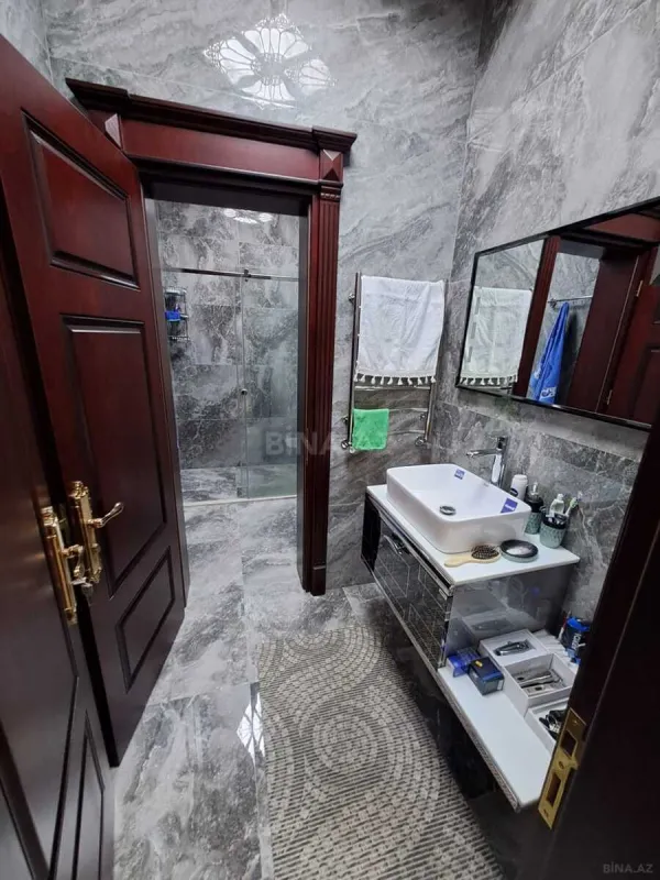 Kirayə verilir 3 otaqlı ofis 335 m²