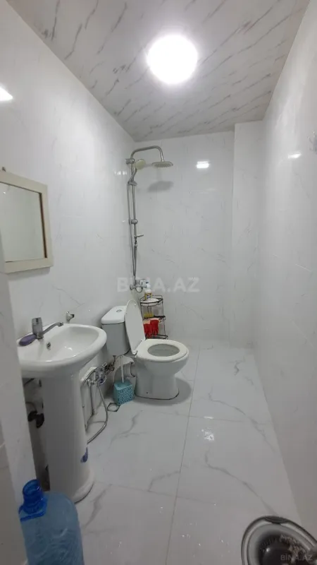 Kirayə verilir 2 otaqlı mənzil 60 m²
