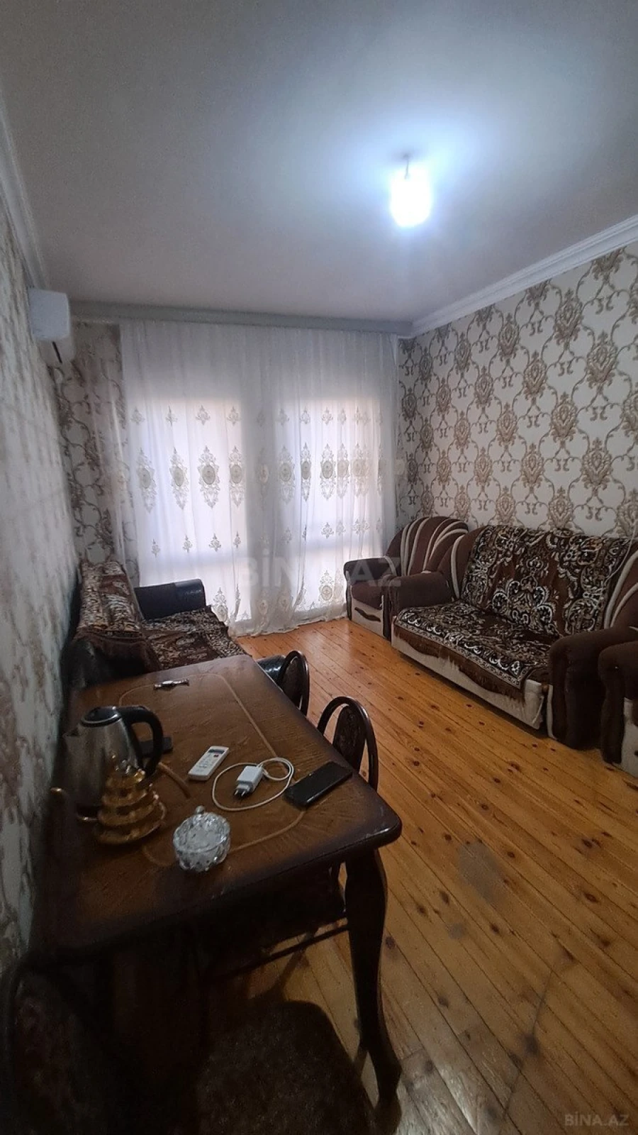 Kirayə verilir 2 otaqlı mənzil 60 m²
