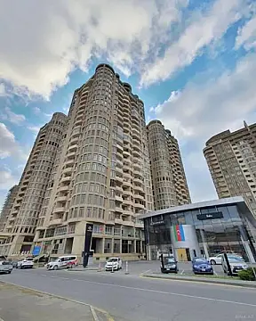 Satılır 4 otaqlı mənzil 192 m² — Bakı, Xətai 4 otaq 192.00 m²