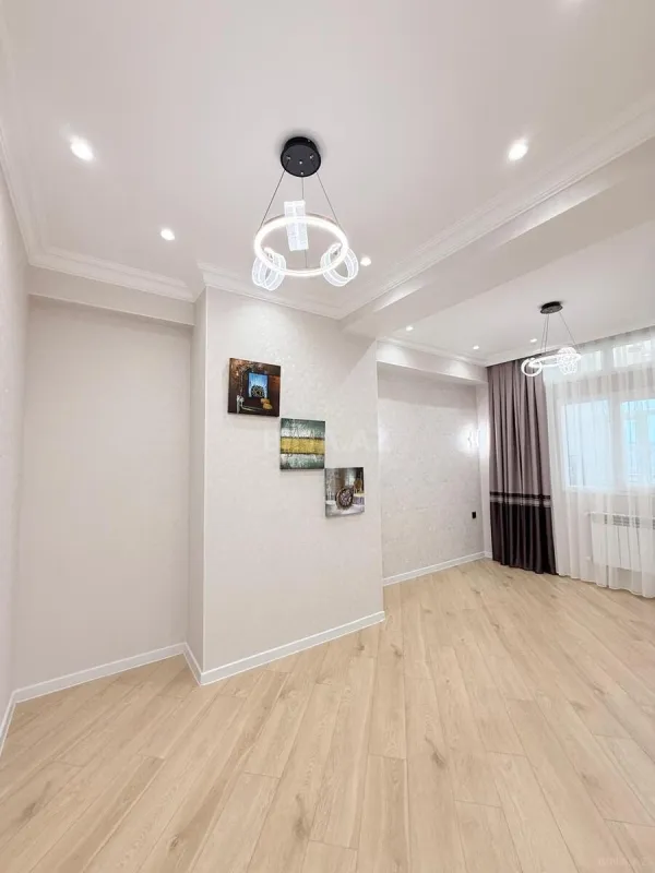 Satılır 2 otaqlı mənzil 64 m²