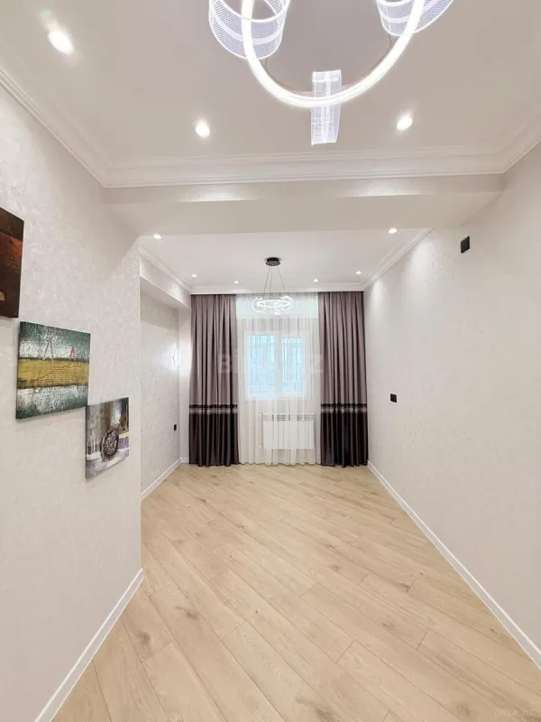 Satılır 2 otaqlı mənzil 64 m²
