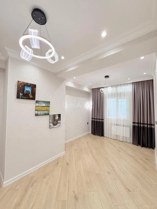 Satılır 2 otaqlı mənzil 64 m²