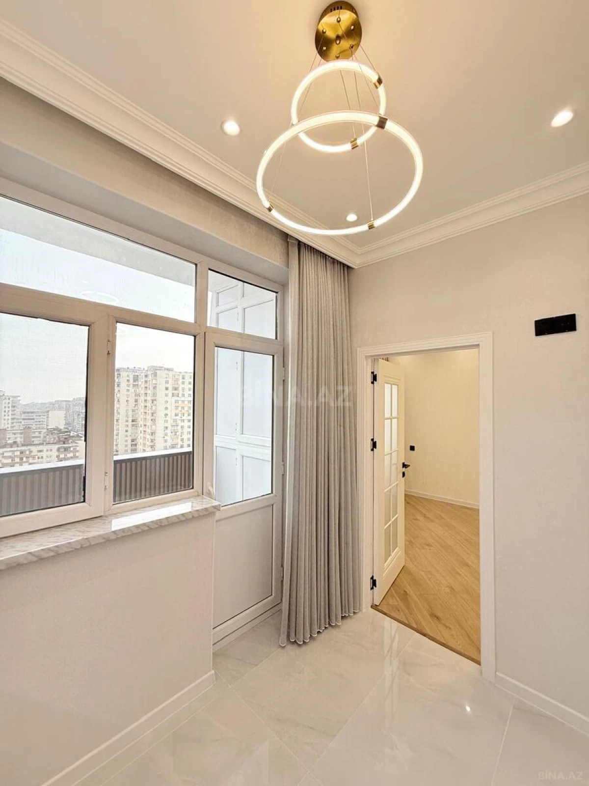 Satılır 2 otaqlı mənzil 64 m²