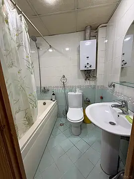 Satılır 2 otaqlı mənzil 47 m²