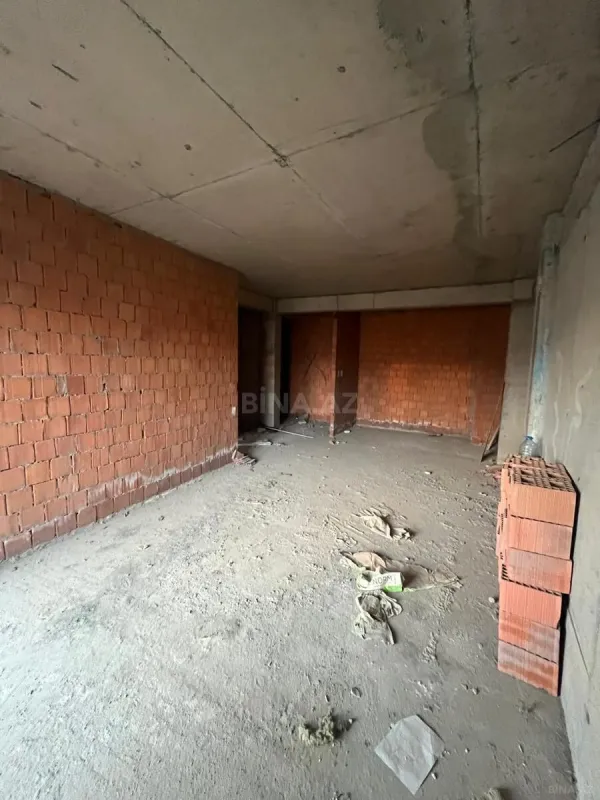 Satılır 2 otaqlı mənzil 89 m²