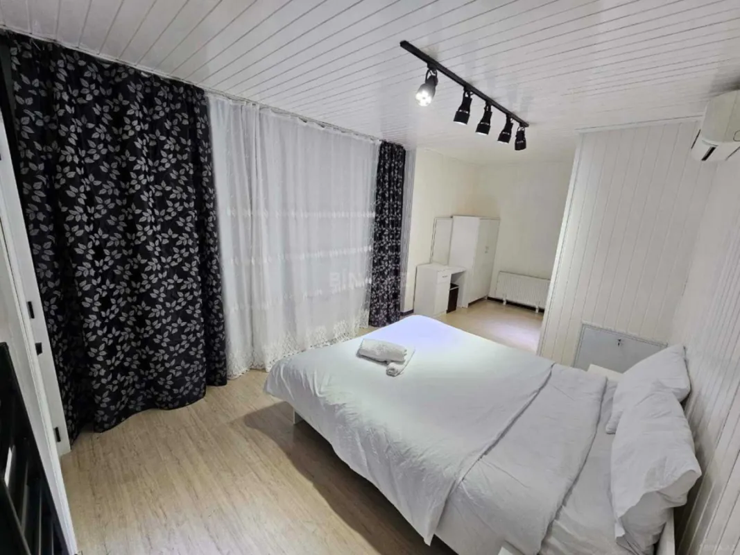 Kirayə verilir 4 otaqlı həyət evi 200 m²