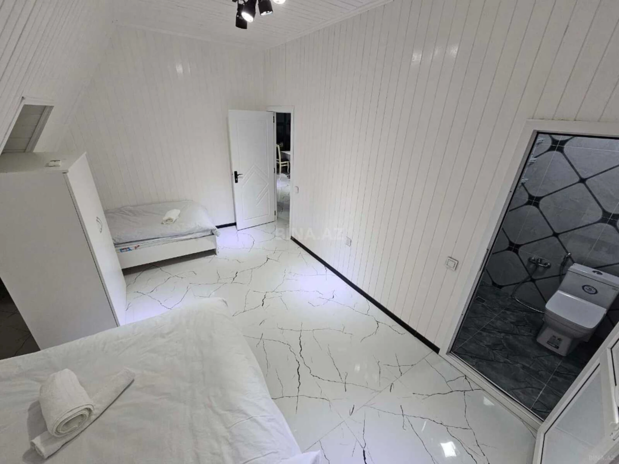 Kirayə verilir 4 otaqlı həyət evi 200 m²