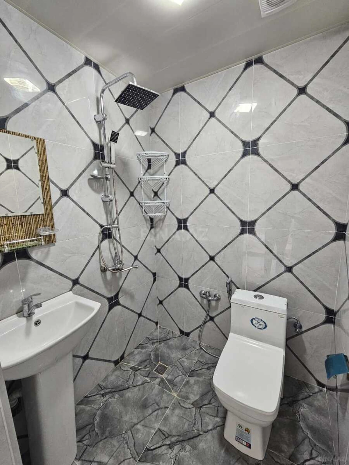 Kirayə verilir 4 otaqlı həyət evi 200 m²