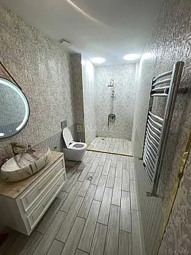 Satılır 3 otaqlı mənzil 105 m²