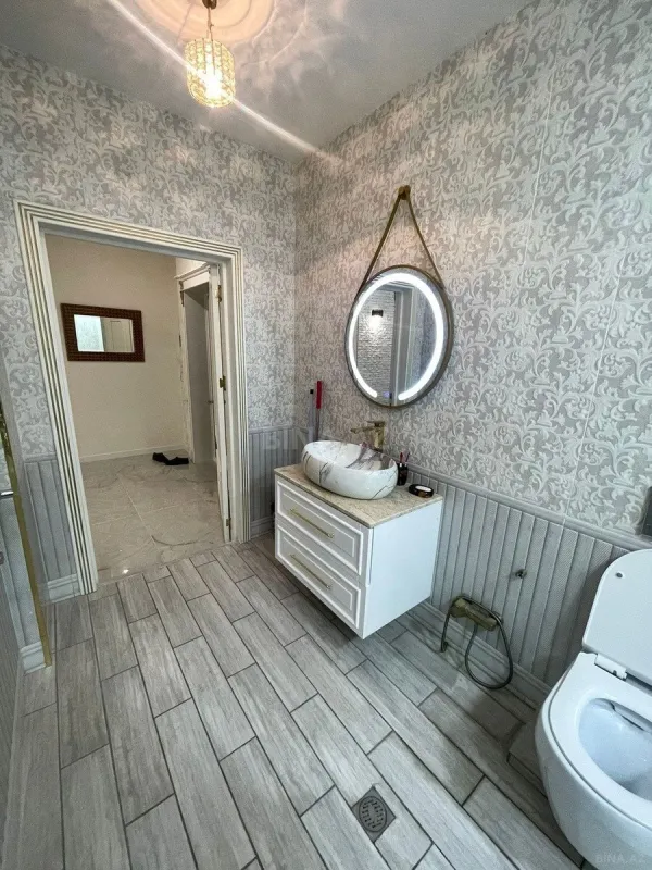 Satılır 3 otaqlı mənzil 105 m²