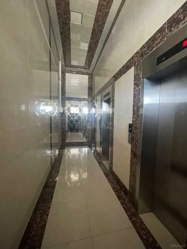 Satılır 3 otaqlı mənzil 105 m²