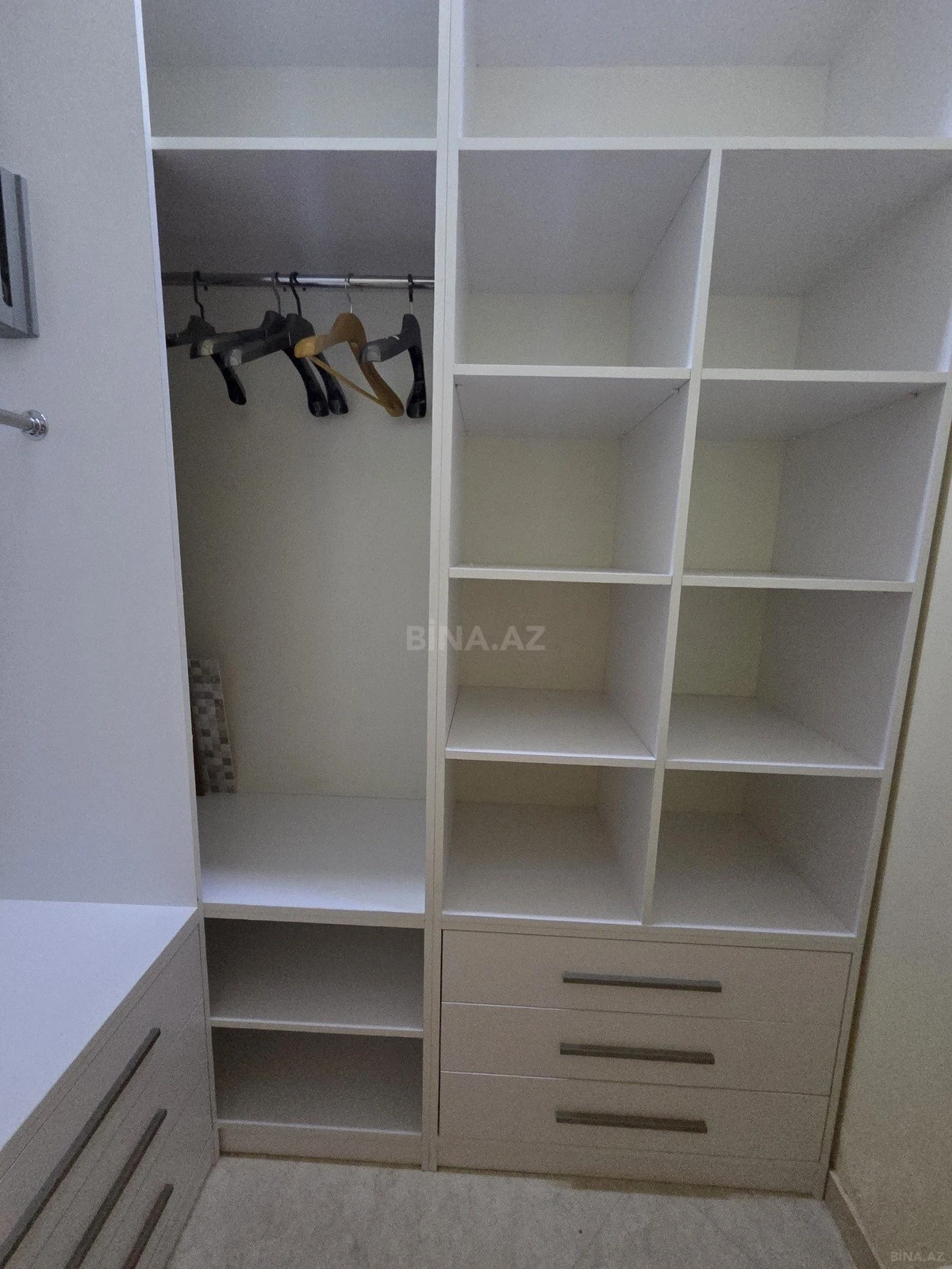 Kirayə verilir 2 otaqlı ofis 100 m²