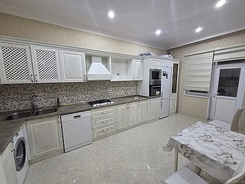 Kirayə verilir 2 otaqlı ofis 100 m² — Bakı, Xətai 2 otaq 100.00 m²