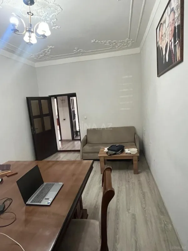 Satılır 3 otaqlı mənzil 100 m²