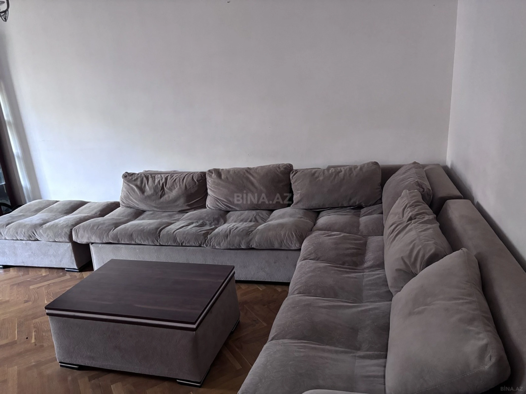 Kirayə verilir 3 otaqlı mənzil 100 m²