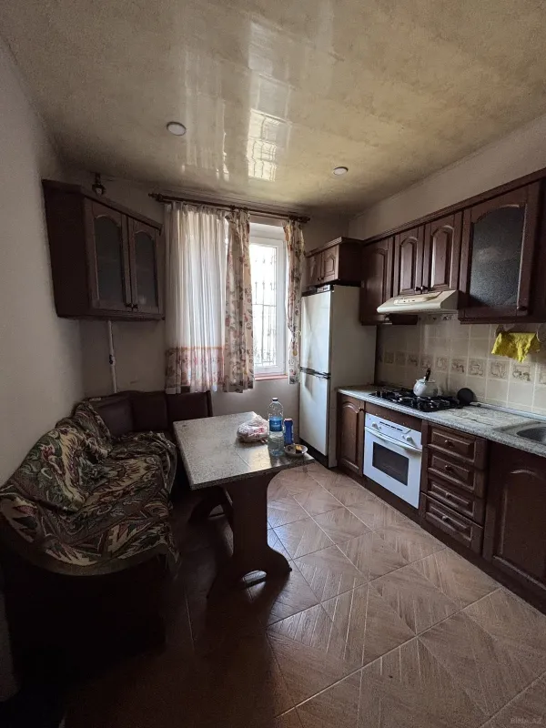 Kirayə verilir 3 otaqlı mənzil 100 m²