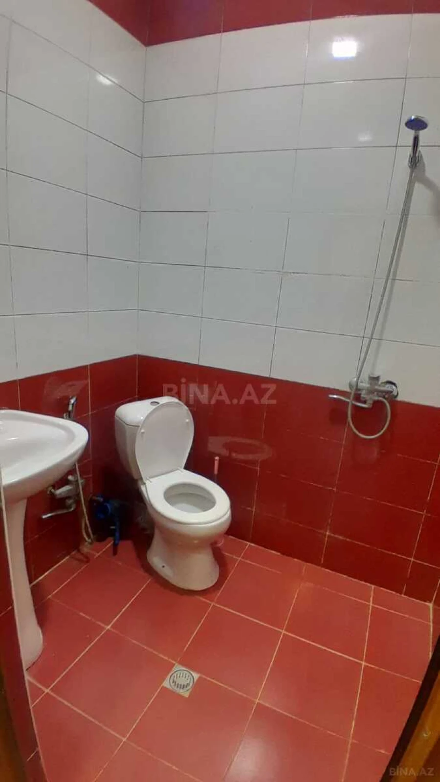 Satılır 1 otaqlı mənzil 33 m²