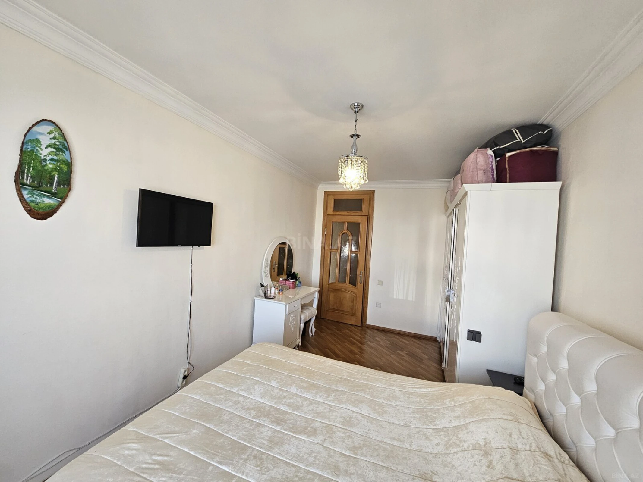 Satılır 2 otaqlı mənzil 79 m²