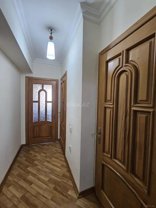 Satılır 2 otaqlı mənzil 79 m²