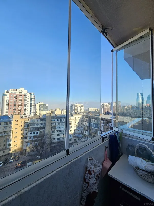 Satılır 2 otaqlı mənzil 79 m²