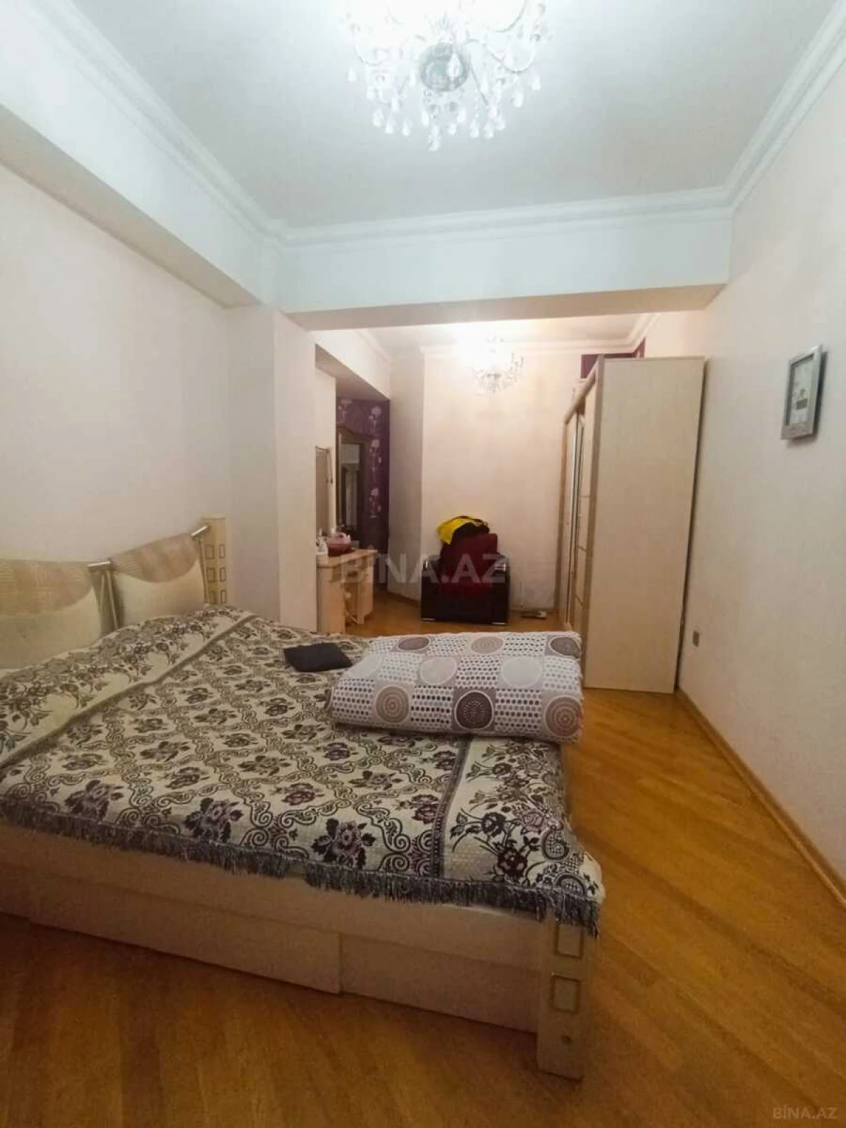 Satılır 3 otaqlı mənzil 110 m²