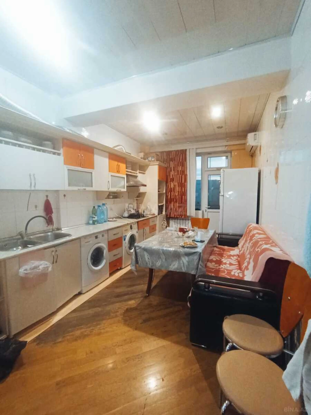 Satılır 3 otaqlı mənzil 110 m²