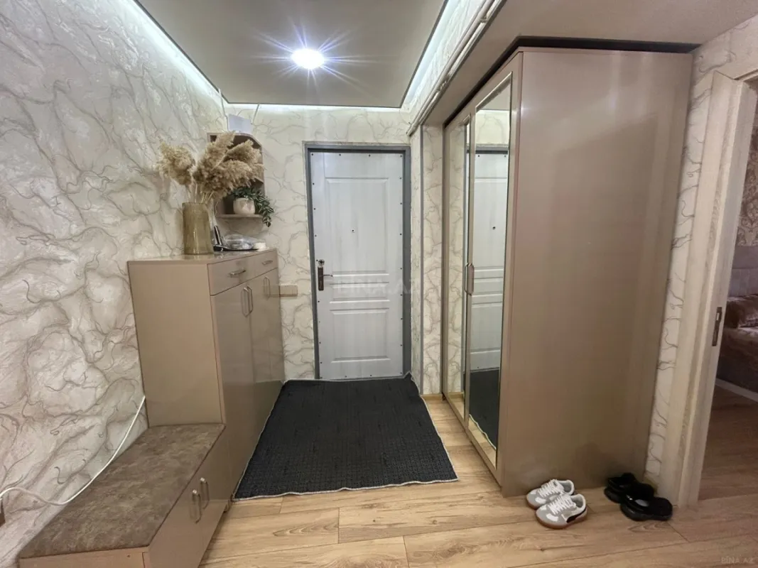 Satılır 3 otaqlı mənzil 80 m²