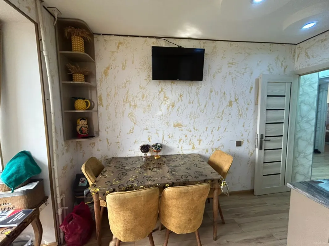 Satılır 3 otaqlı mənzil 80 m²