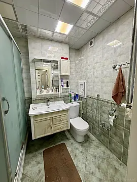 Satılır 3 otaqlı mənzil 128 m²