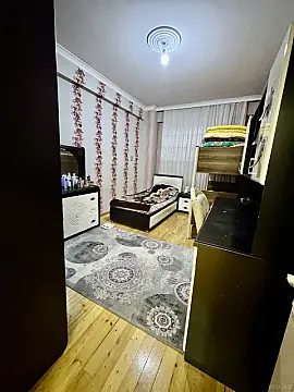 Satılır 3 otaqlı mənzil 128 m²
