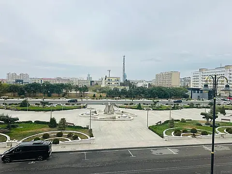 Satılır 3 otaqlı mənzil 75 m² — Bakı 3 otaq 75.00 m²