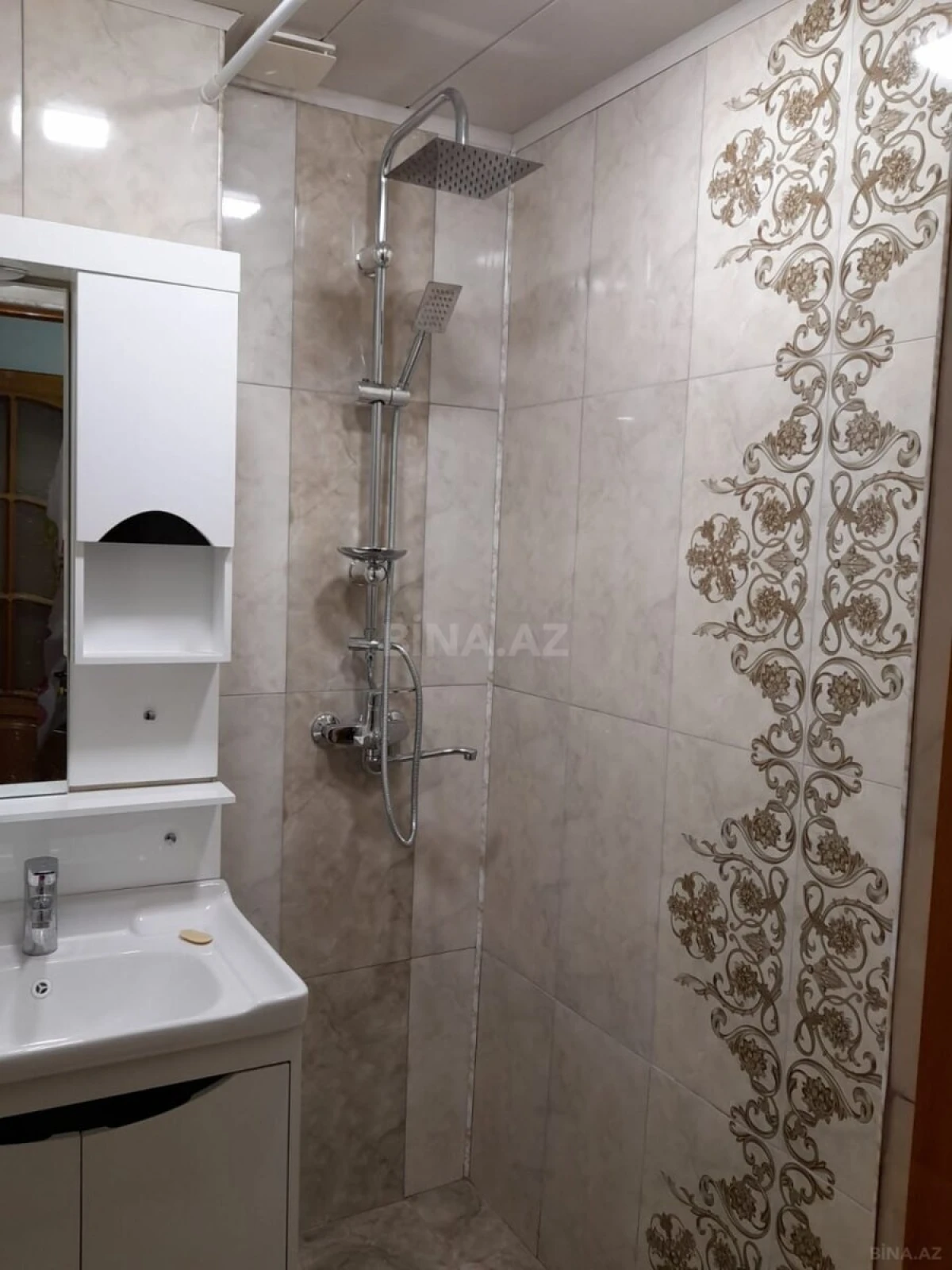 Kirayə verilir 2 otaqlı mənzil 50 m²