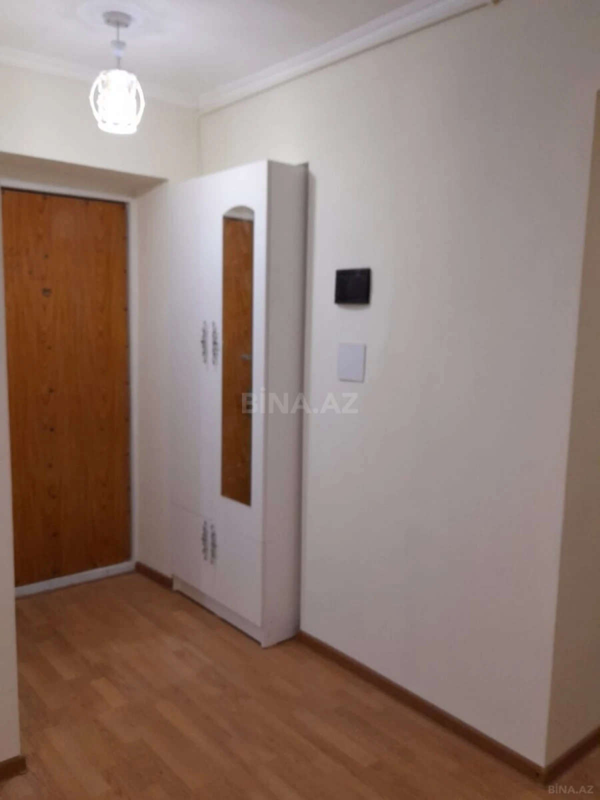 Kirayə verilir 2 otaqlı mənzil 50 m²