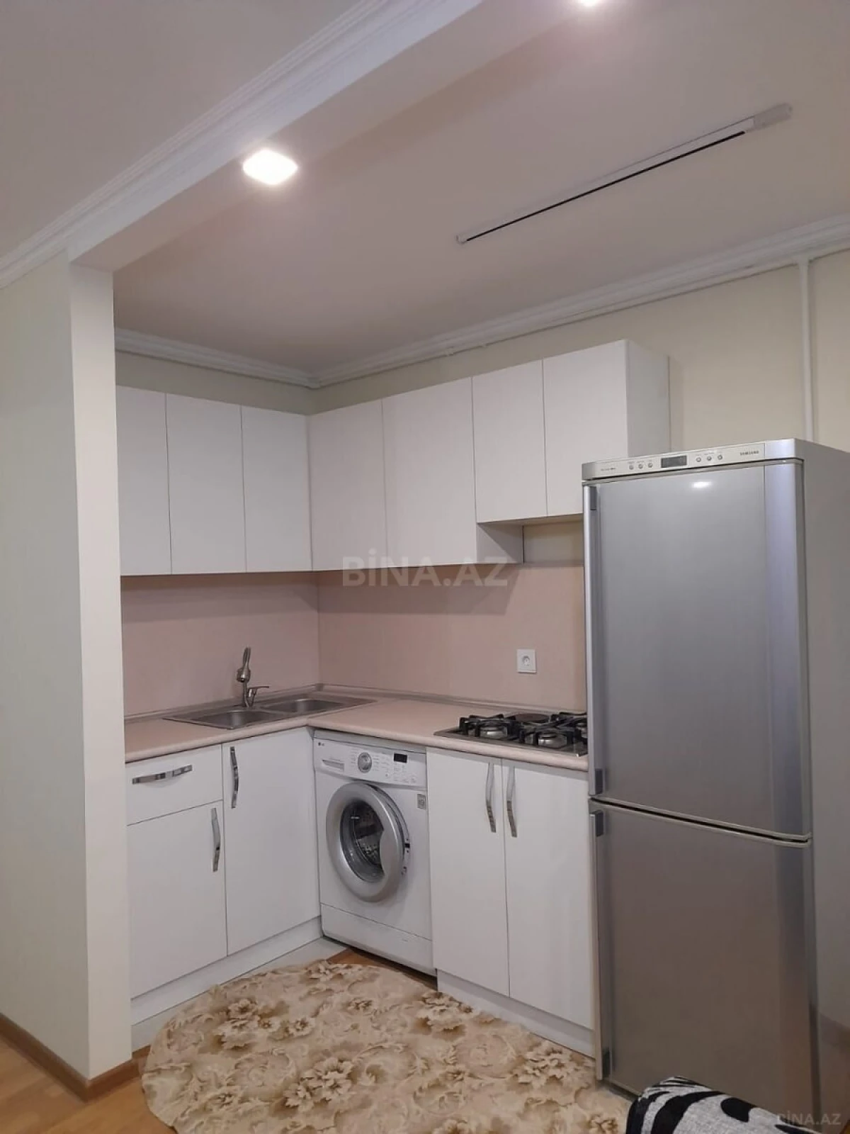 Kirayə verilir 2 otaqlı mənzil 50 m²