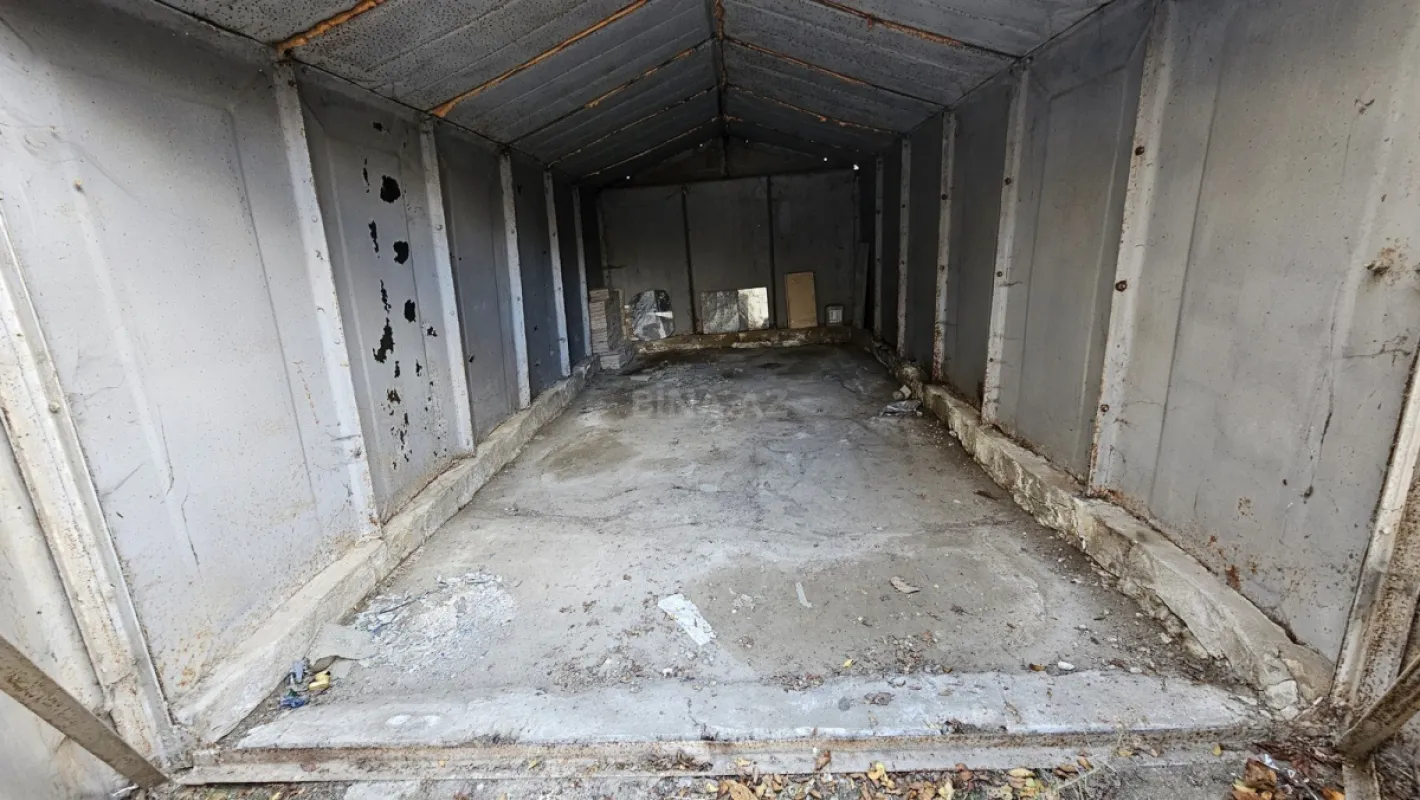 Satılır qaraj 18 m²