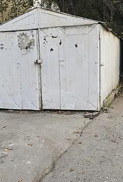 Satılır qaraj 18 m²